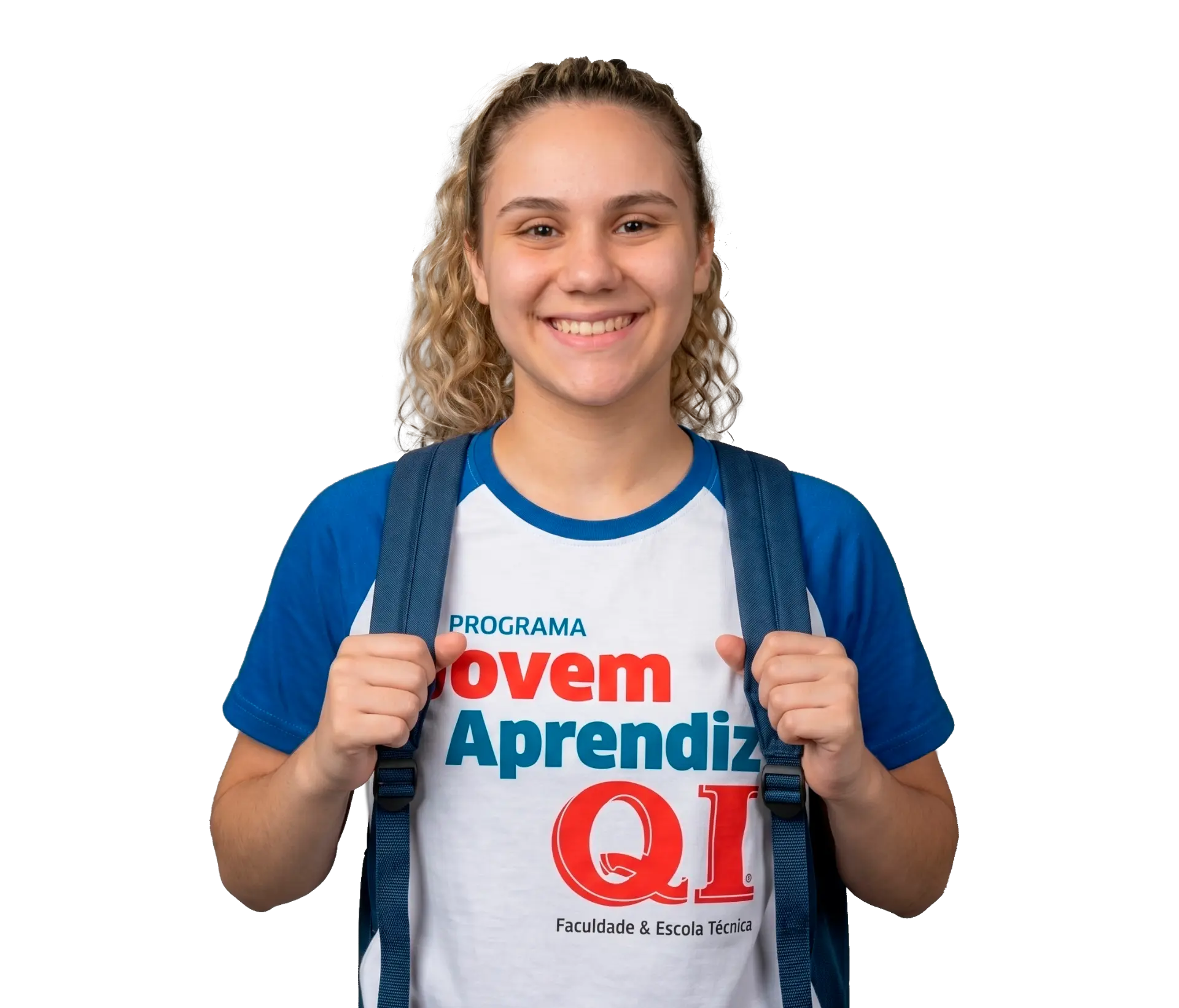 Jovem aprendiz QI com a camiseta do programa