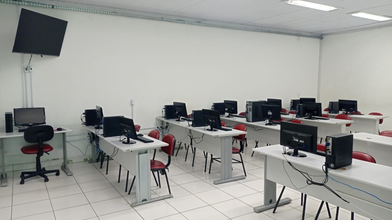 Sala de aula — unidade QI PORTO ALEGRE – ZONA SUL
