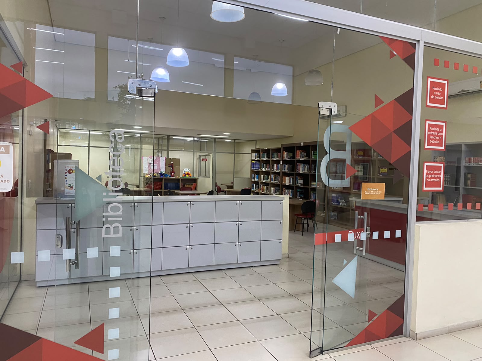 Biblioteca — unidade QI Canoas