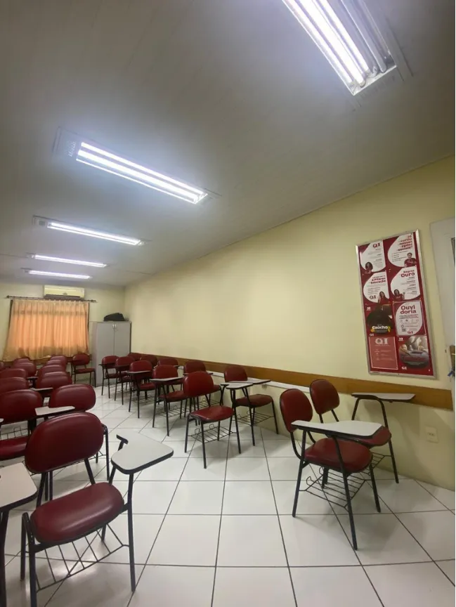 Sala de aula — unidade QI Viamão