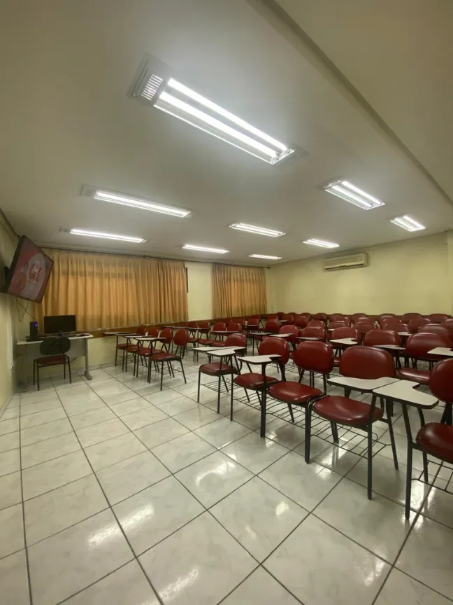 Sala de aula — unidade QI Viamão