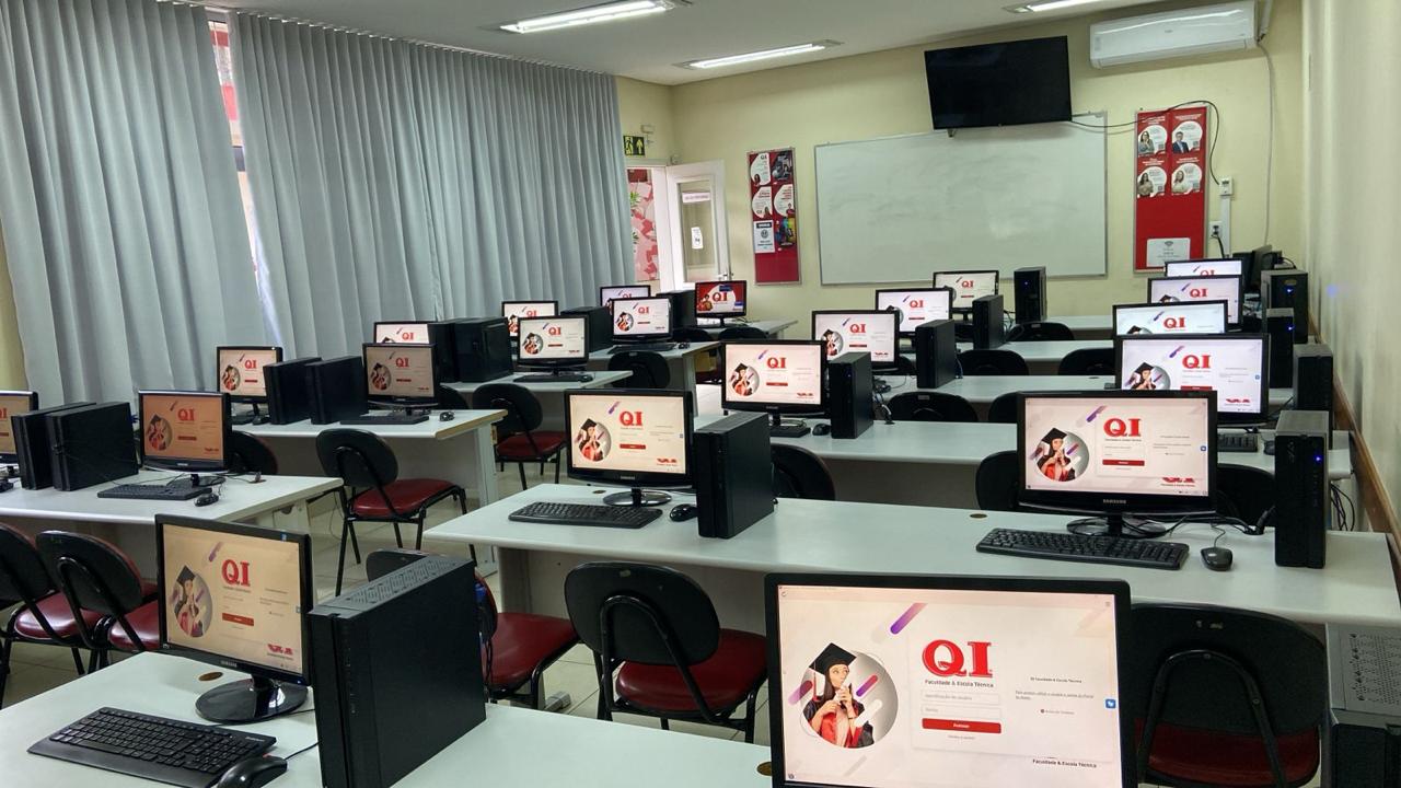 Laboratório de informática — unidade QI PORTO ALEGRE – ZONA NORTE